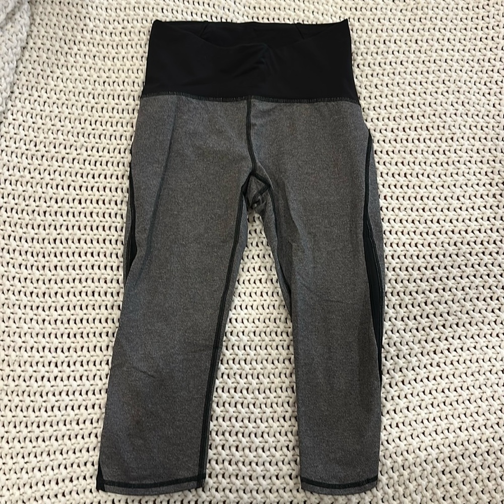 Lululemon crop leggings